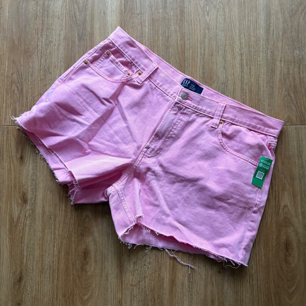 Gap Denim Stride Jean Shorts Pink NWT Women’s Size 14/32
